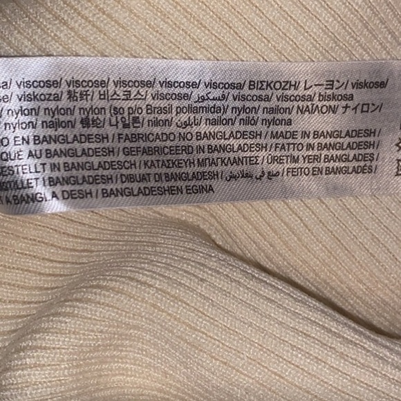 Zara Cream Sleeveless Ribbed Turtleneck Sweater Dress size Medium - Picture 5 of 5